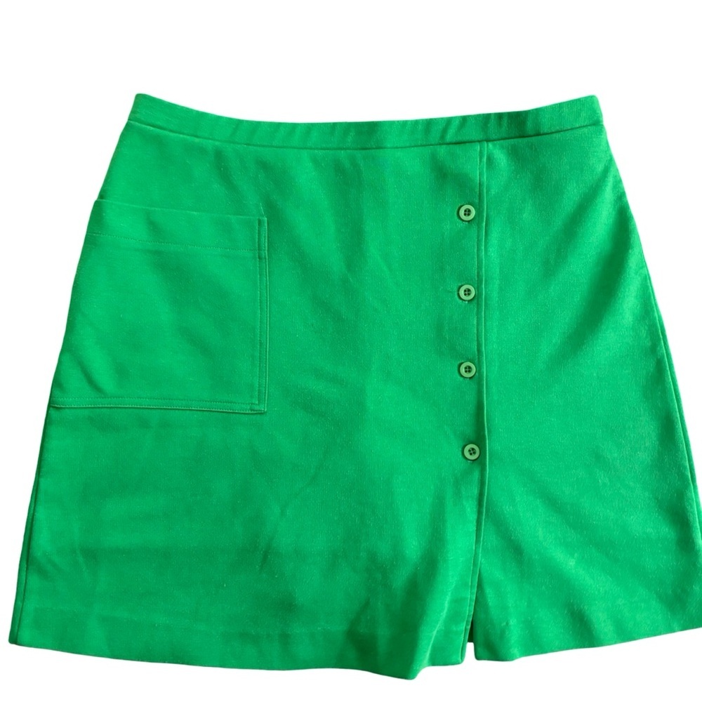 Vintage Vibrant Green Buttoned Skort
